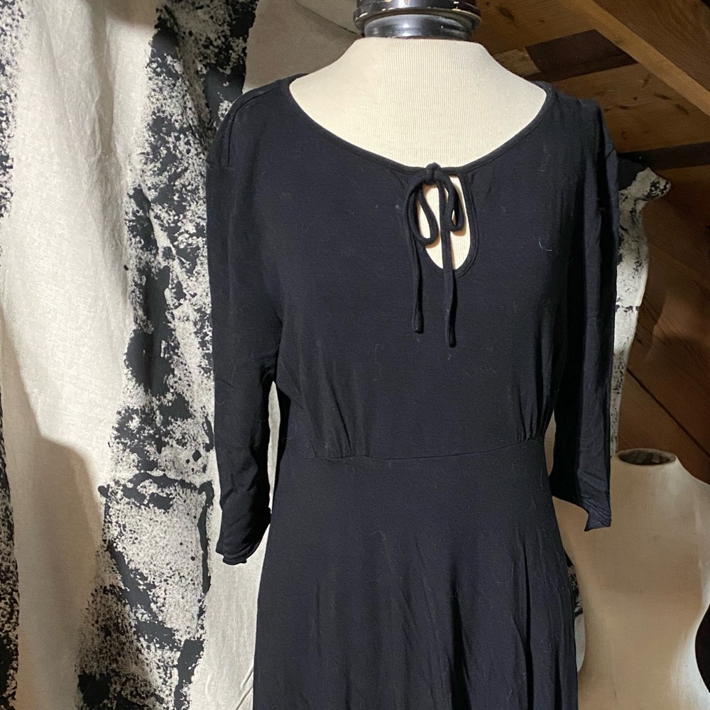 Black knit dress by Tulle
